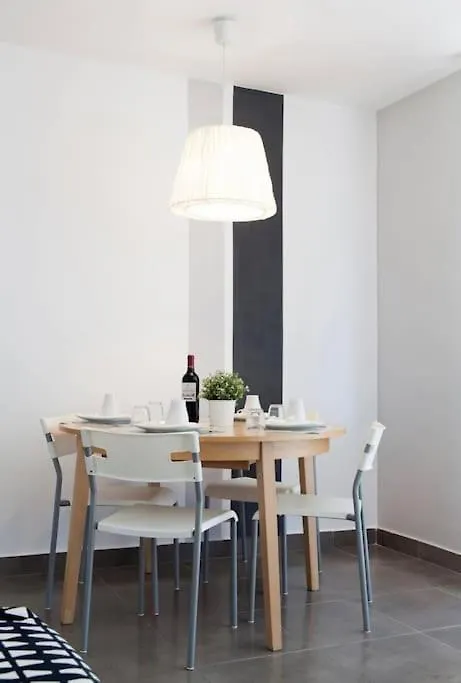 Cute Tiny Flat Near The Beach And City Center Tossa de Mar 0*,