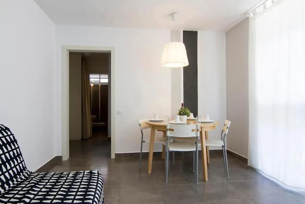 Cute Tiny Flat Near The Beach And City Center Tossa de Mar Spain